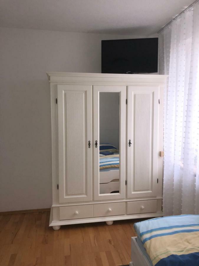 Fewo Reutlingen Heinestrasse Bagian luar foto