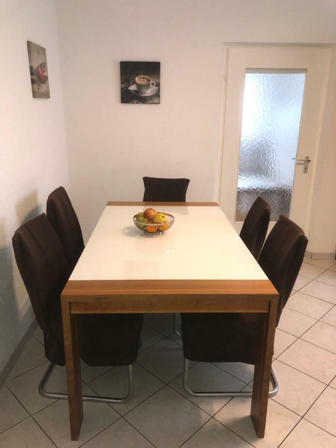 Fewo Reutlingen Heinestrasse Bagian luar foto